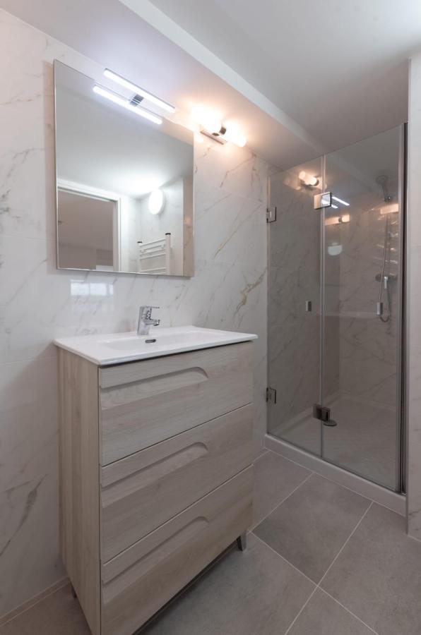 גיברלטר Beachfront Maisonette מראה חיצוני תמונה
