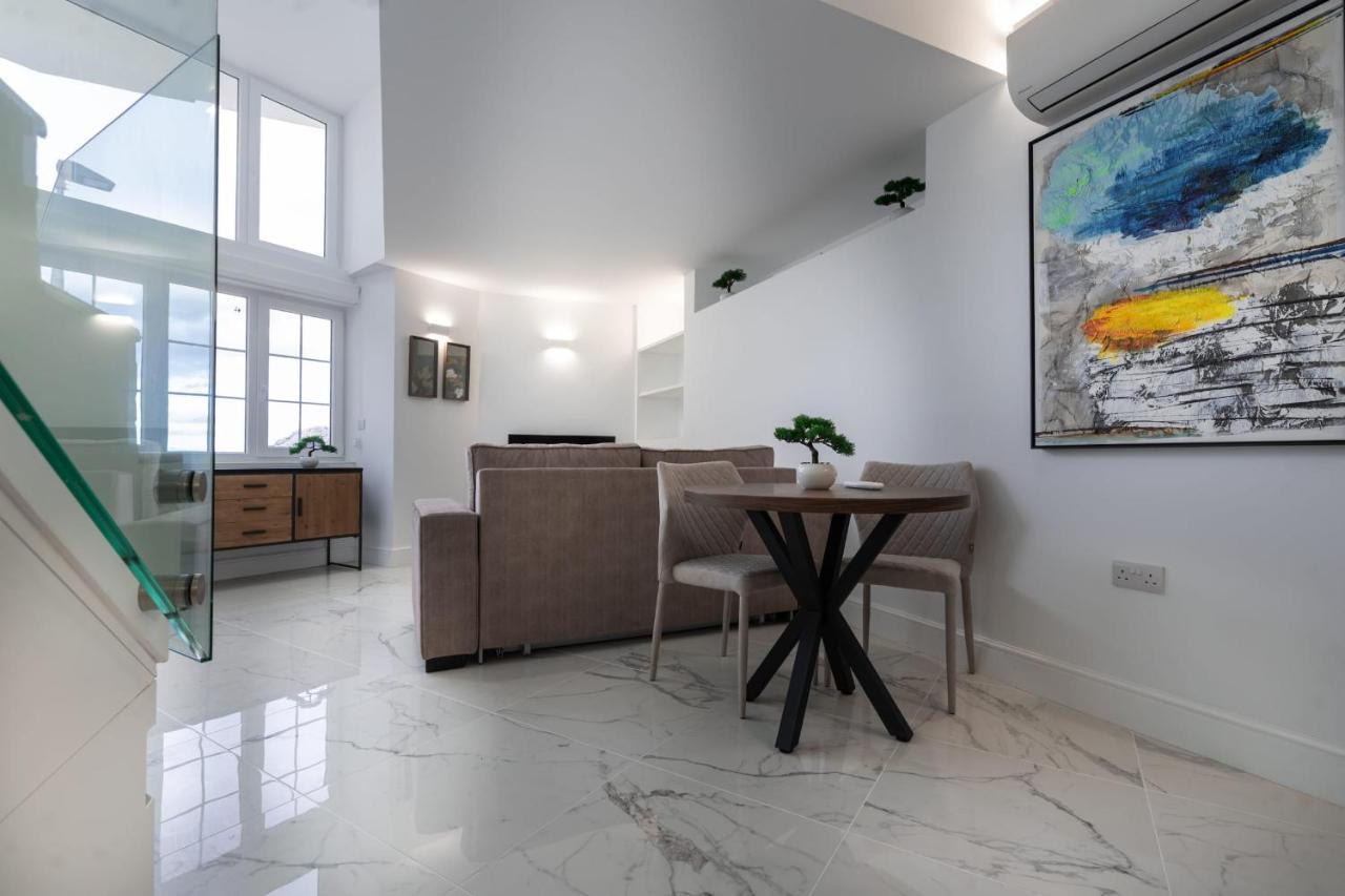 גיברלטר Beachfront Maisonette מראה חיצוני תמונה