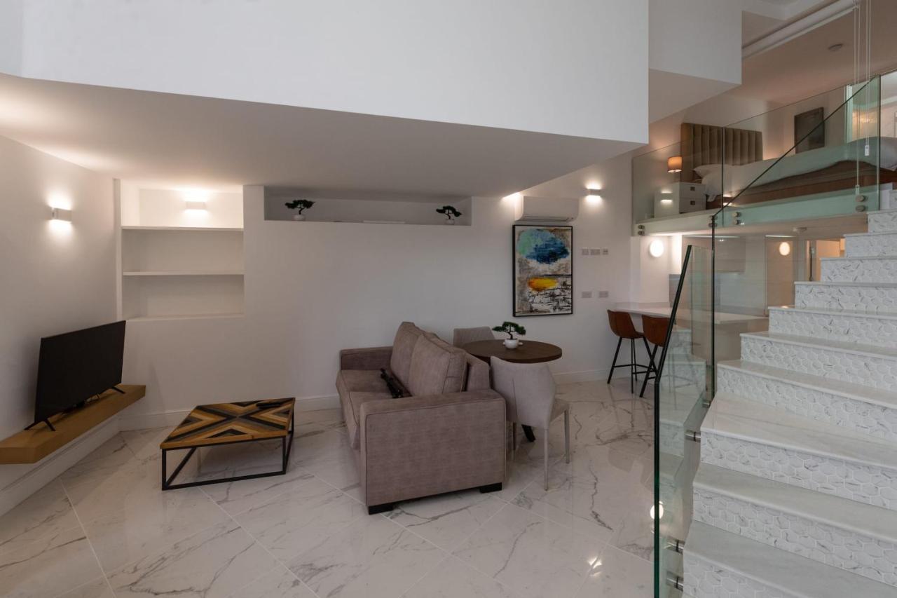 גיברלטר Beachfront Maisonette מראה חיצוני תמונה