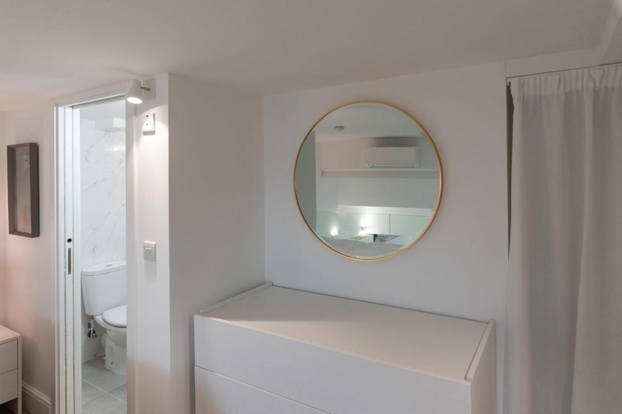 גיברלטר Beachfront Maisonette מראה חיצוני תמונה